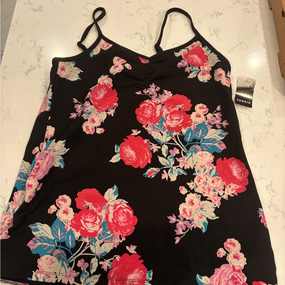 Torrid, new with tags cinch front tank.